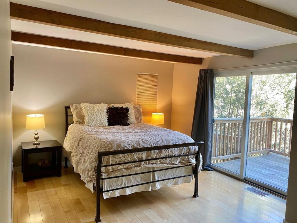 Modern 6 Bedroom Retreat, Stunning Lake Views, Close To Village! ليك أروهيد المظهر الخارجي الصورة