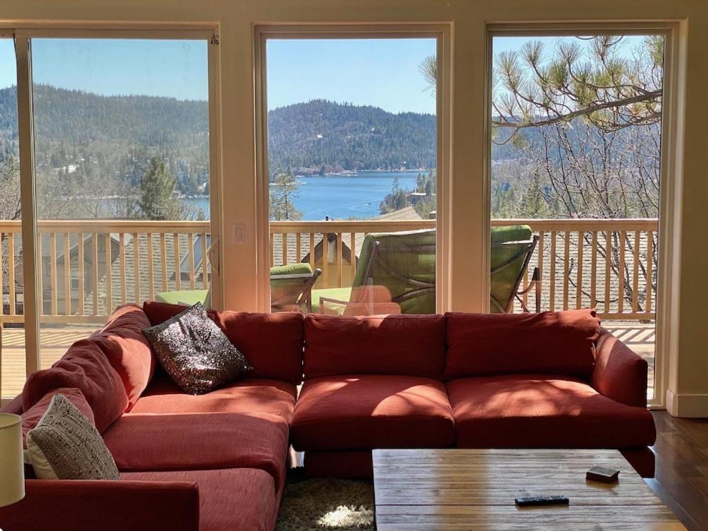 Modern 6 Bedroom Retreat, Stunning Lake Views, Close To Village! ليك أروهيد المظهر الخارجي الصورة