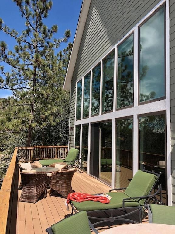 Modern 6 Bedroom Retreat, Stunning Lake Views, Close To Village! ليك أروهيد المظهر الخارجي الصورة